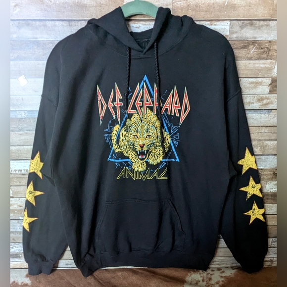 Def Leppard Tops - New Def Leppard Black Heavy Sweatshirt